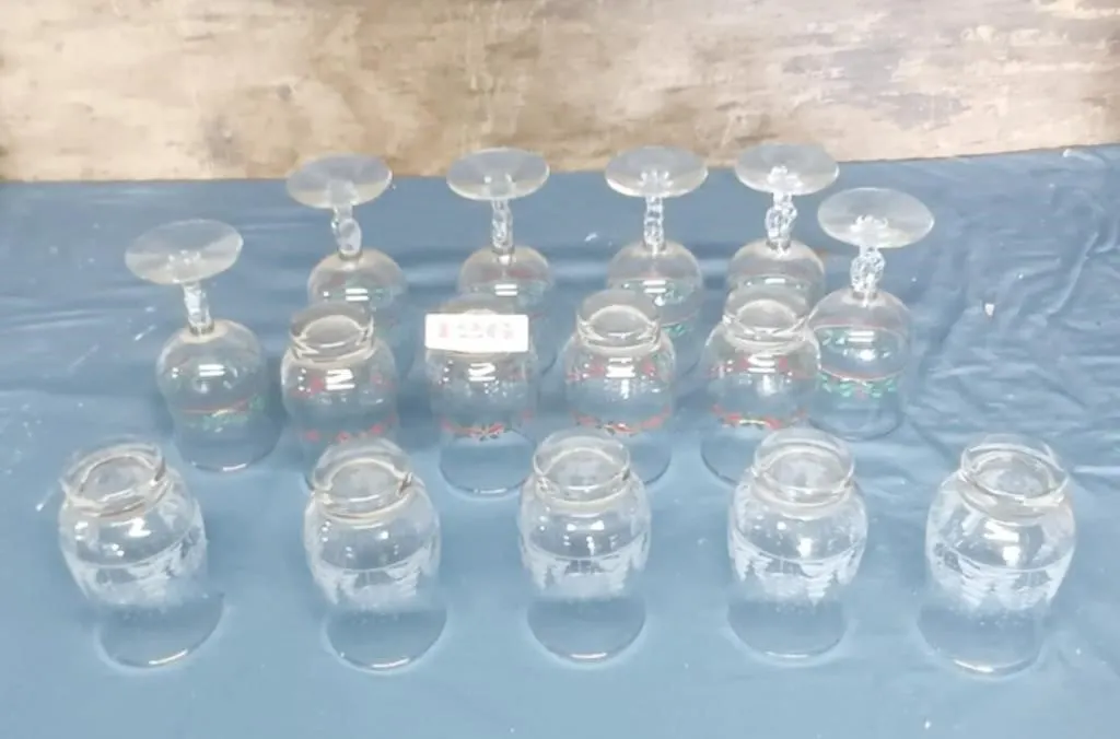 Christmas Glassware Set