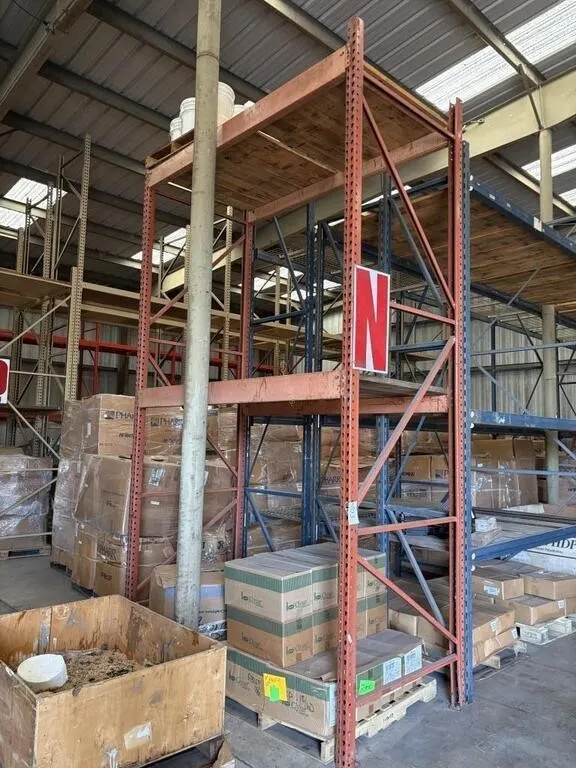 (1) Section of Tear Drop Pallet Racking