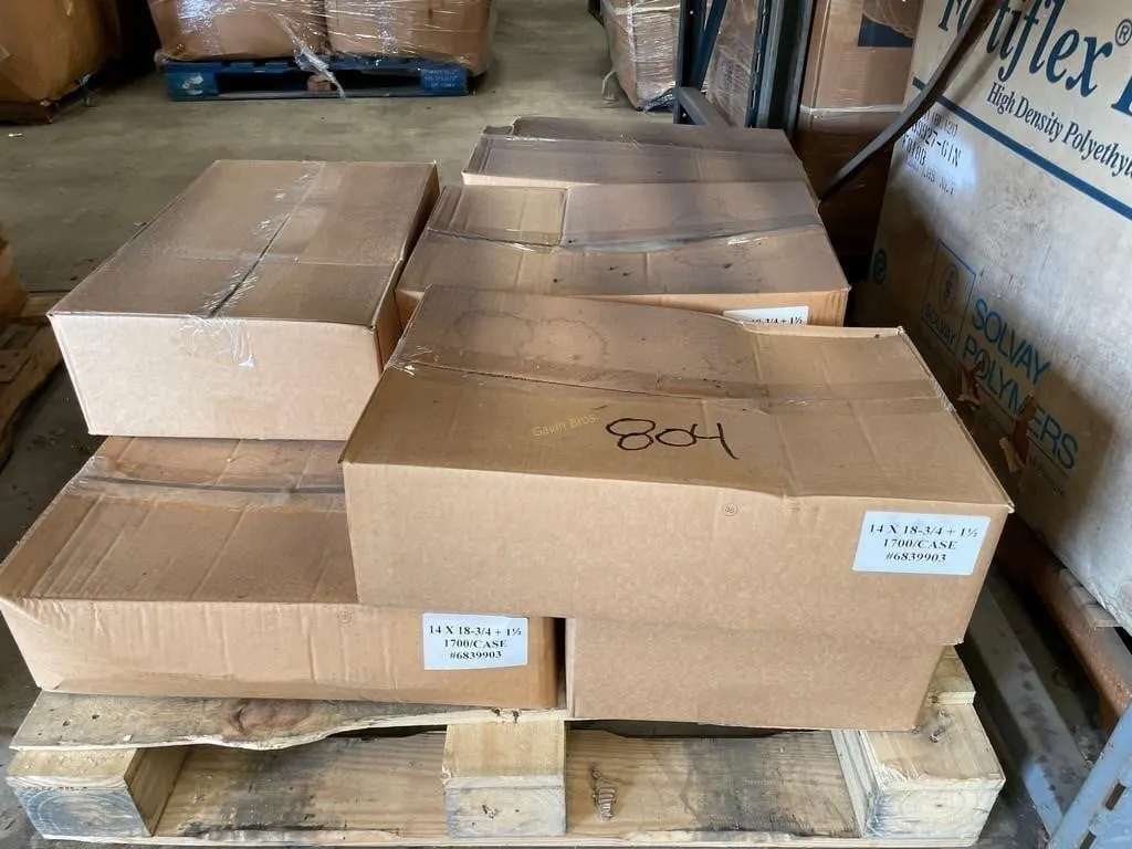 9 cases 14x18x3/4+1 1/2 plastic bags