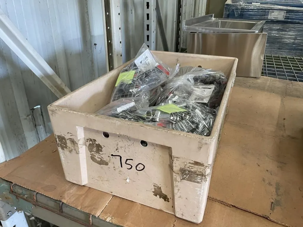 large lot of assorted sockets
