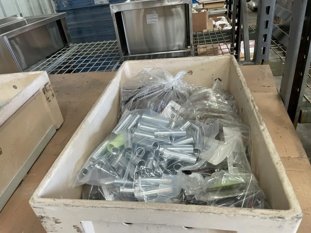 large lot of assorted sockets