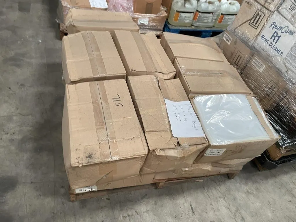 17 cases Plastic Bags