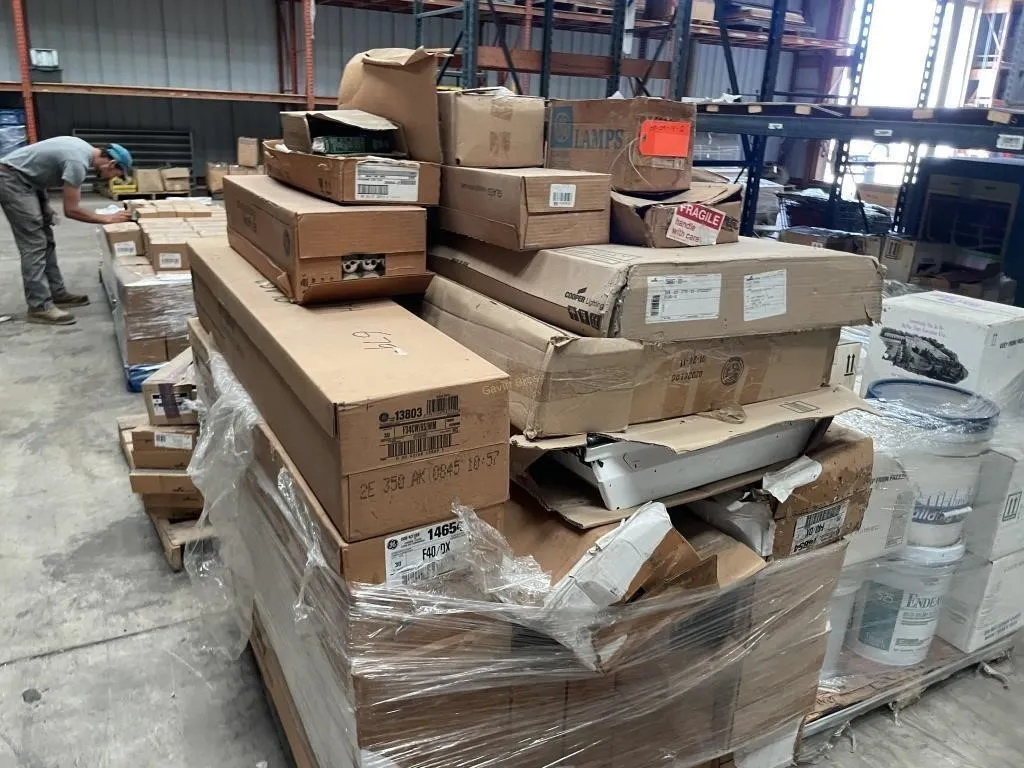 assorted fluorescent light bulbs