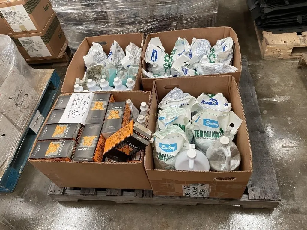 Assorted cleaning supplies