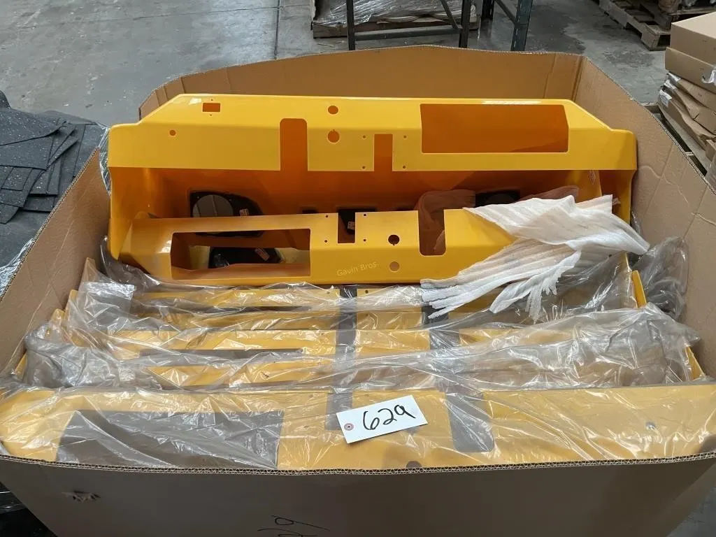 8+/- UTV hoods