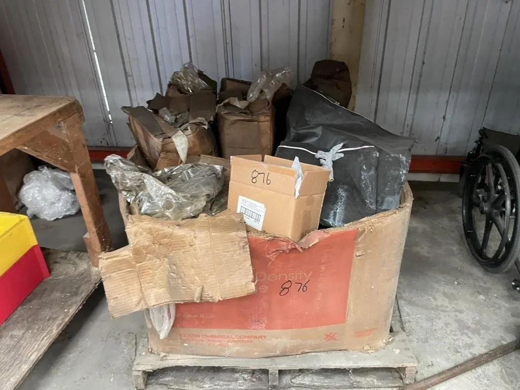 Hex Head Lags - Large lot