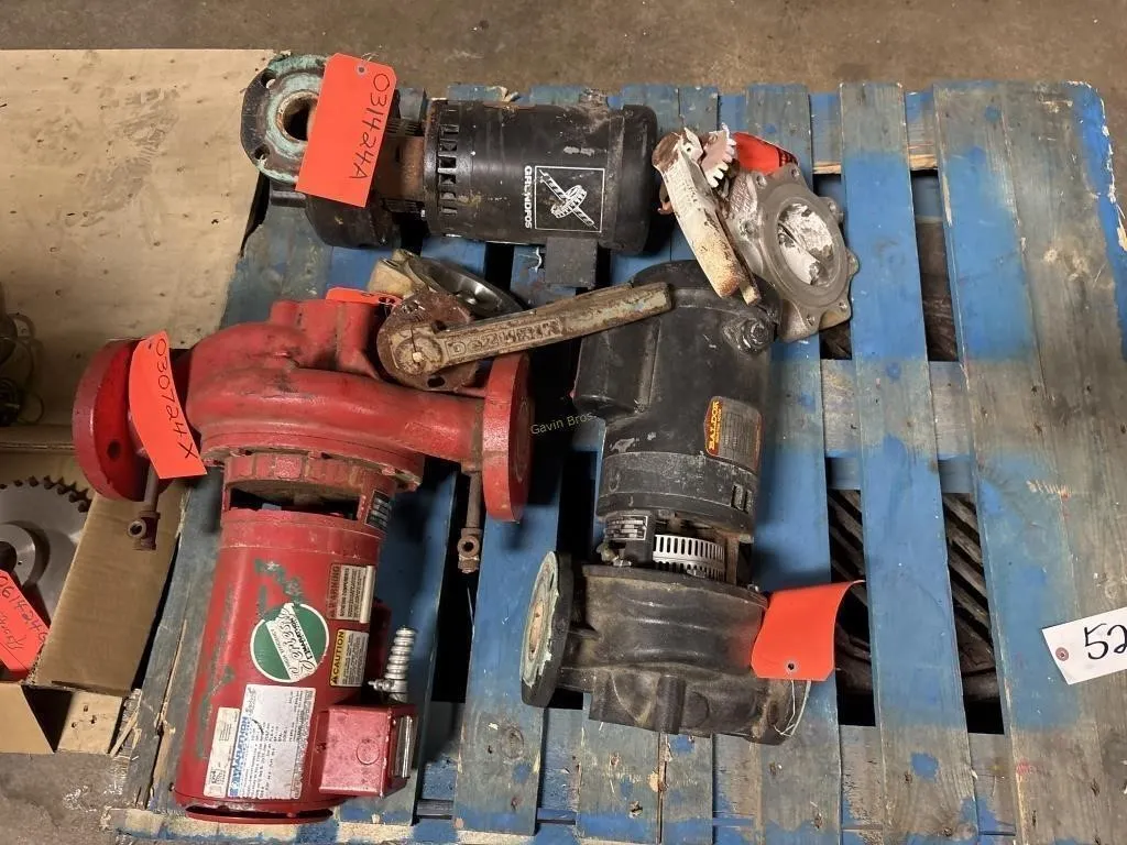 (3) Large Recycling Pumps