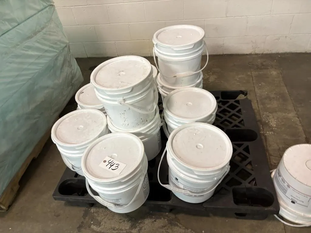 (10) Buckets of Expanding Wall Hardware