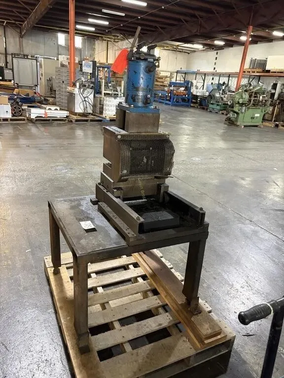 C-Frame Hydraulic Press