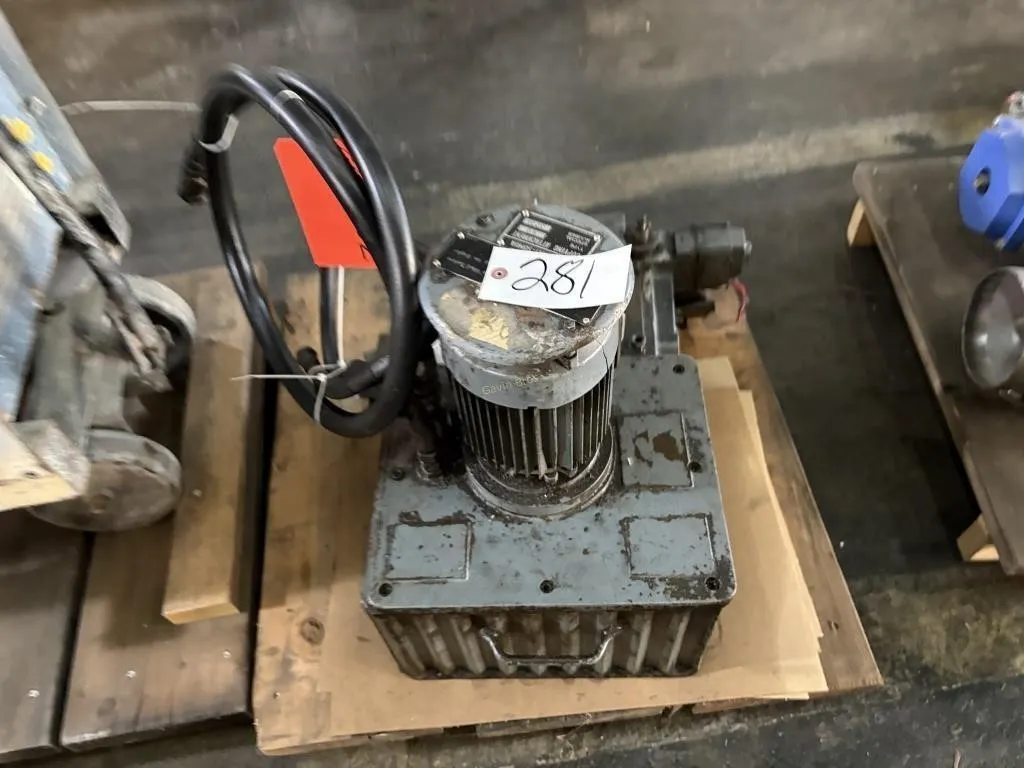 Hydraulic Pump w/tank