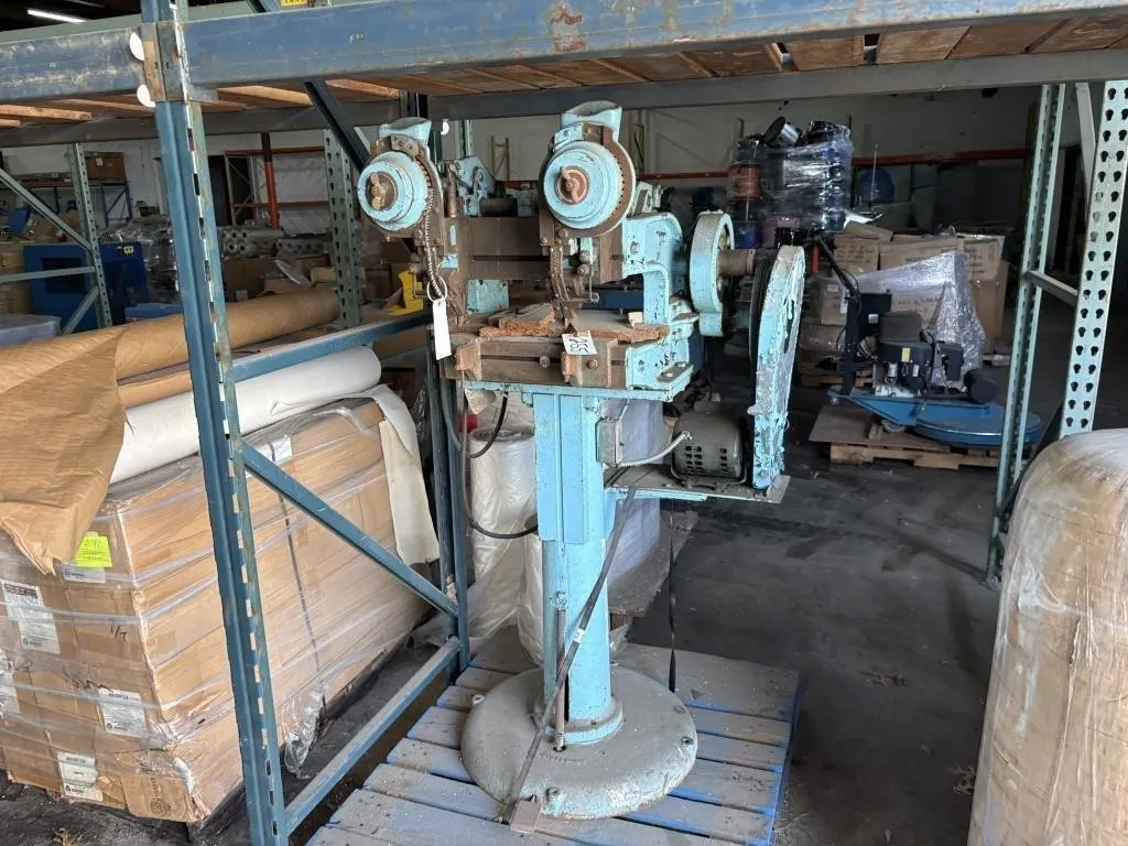 Double Head Riveter w/base