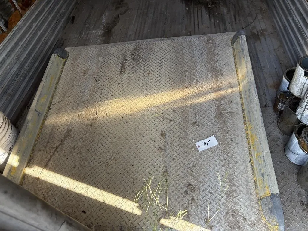 Loading Dock Plate