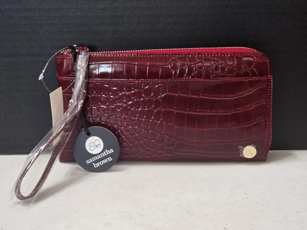 NWT Samantha Brown To-Go Croco RFID Travel Wallet