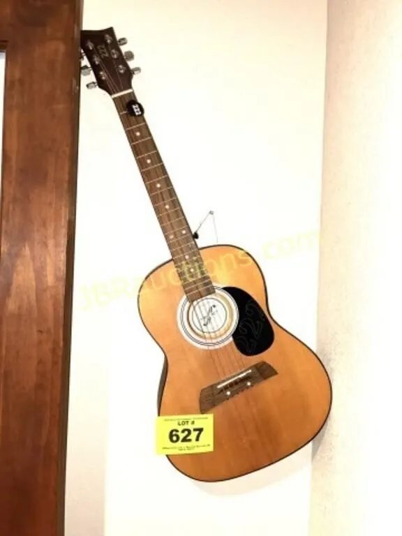 FIRST ACT GUITAR