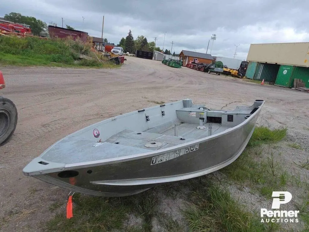 Alumacraft Aluminum Boat