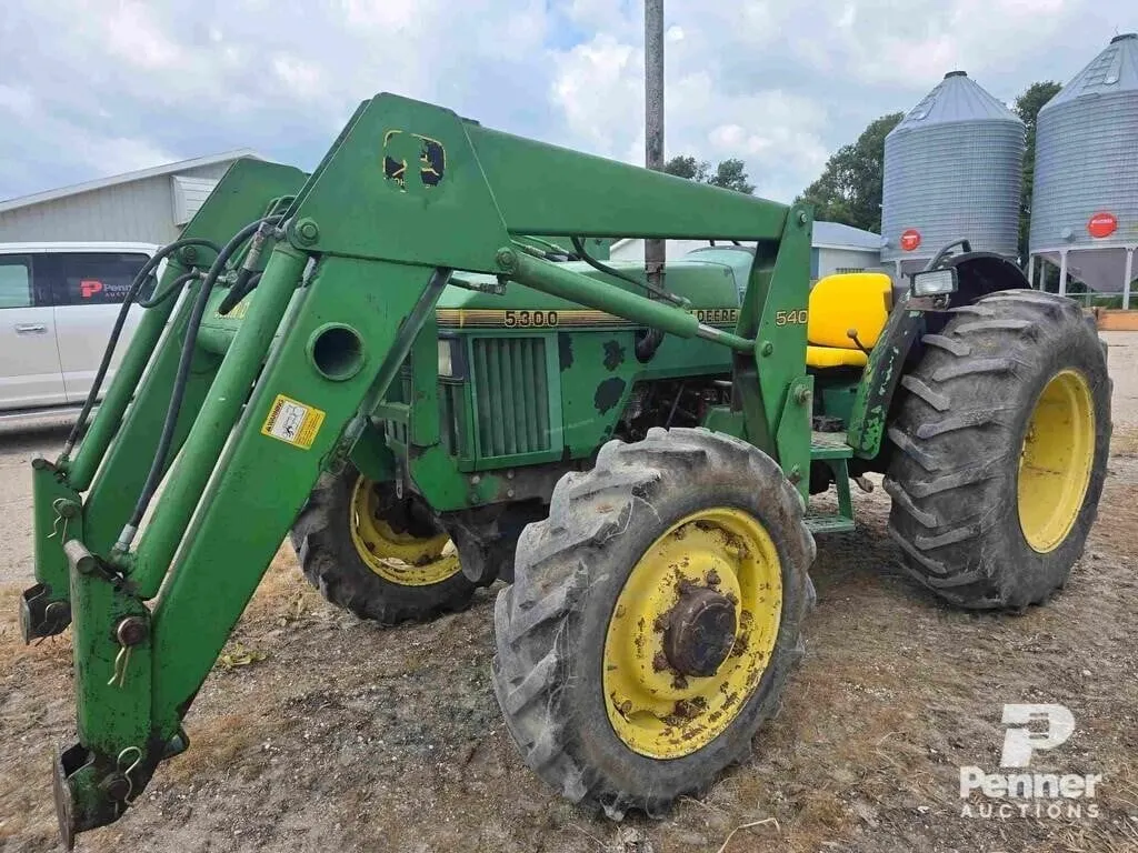 1992 John Deere 5300 MFWD Tractor w/ 540 Loader