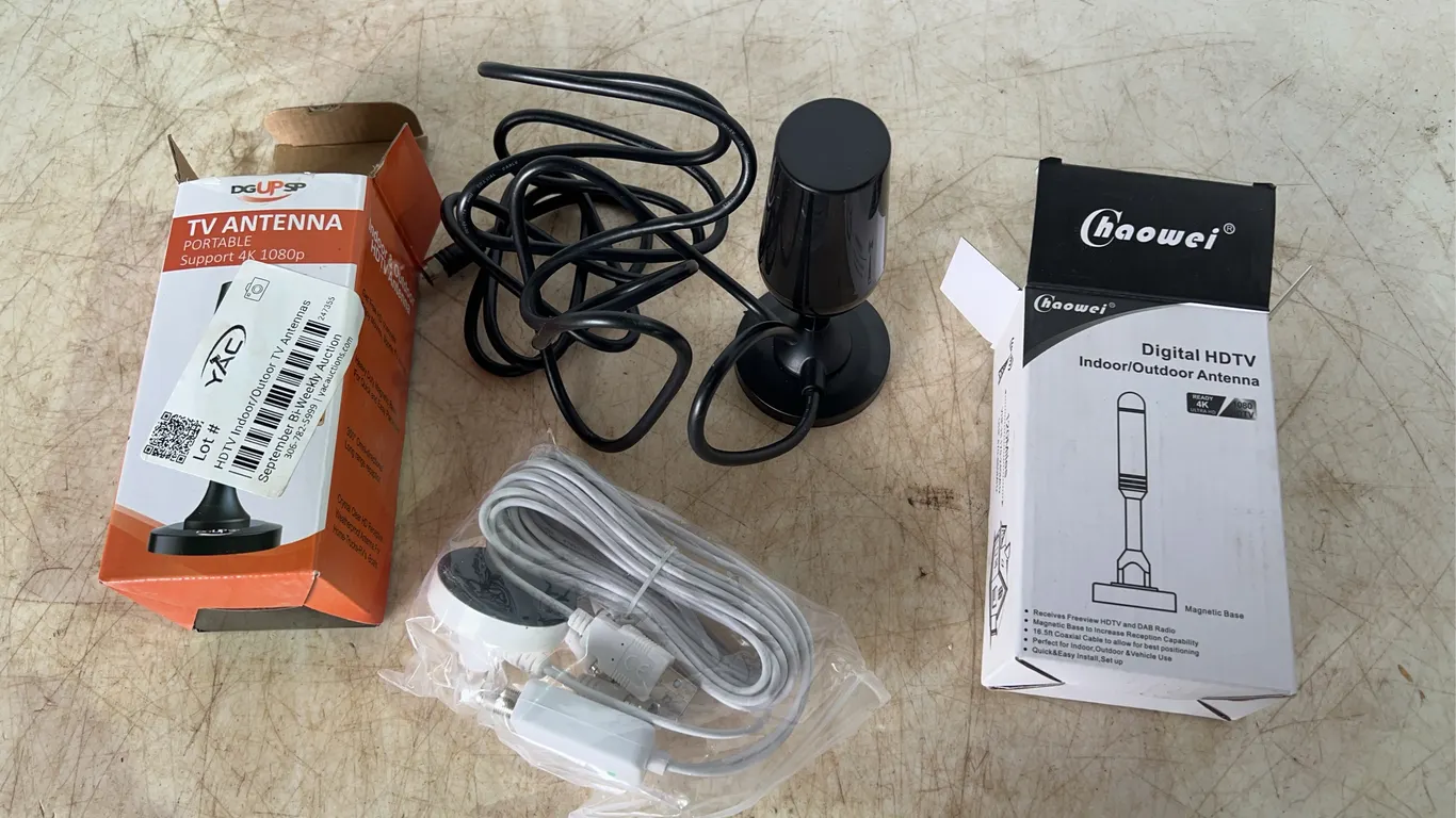 HDTV Indoor/Outoor TV Antennas