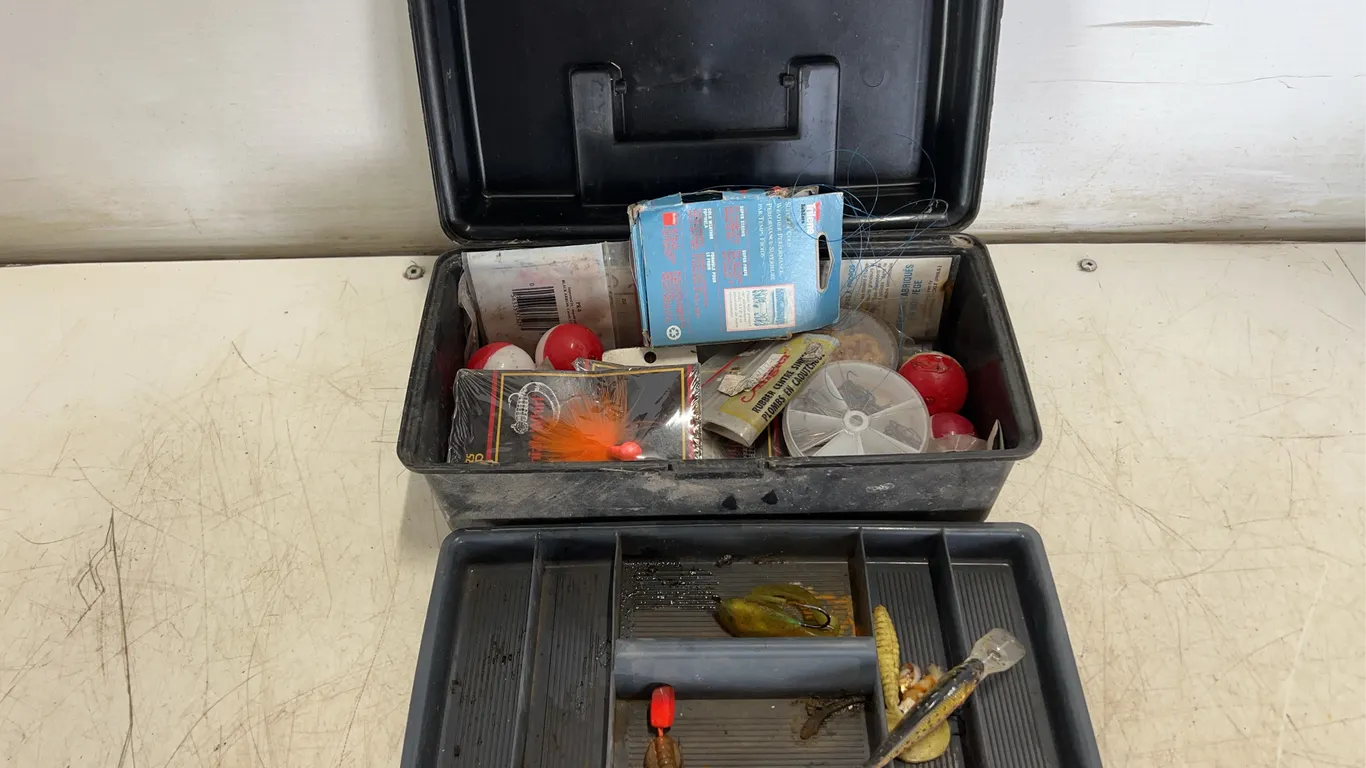 Fishing Tackle Box W/Tackle