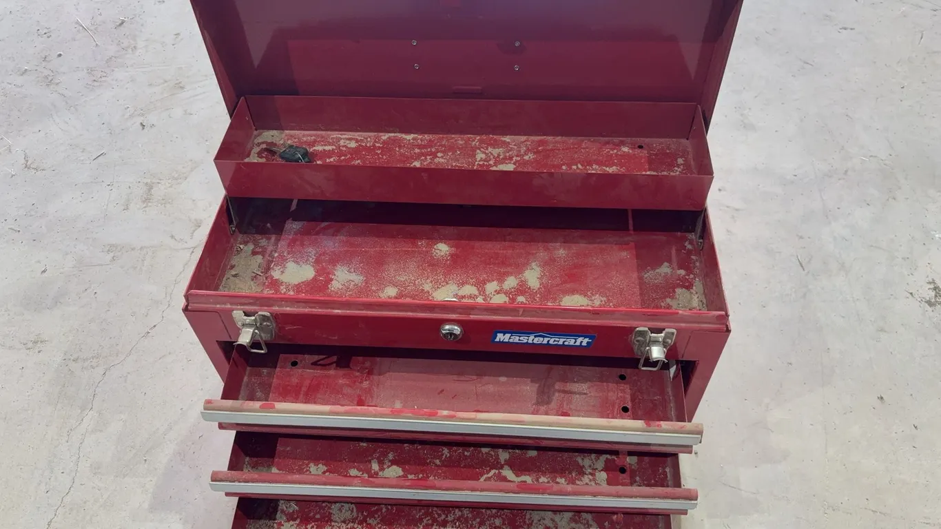 Red Metal Mastercraft Tool Box
