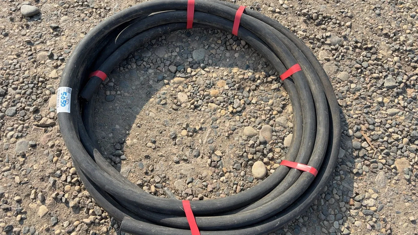 Rubber Hose - Approx. 3/4" x 40'