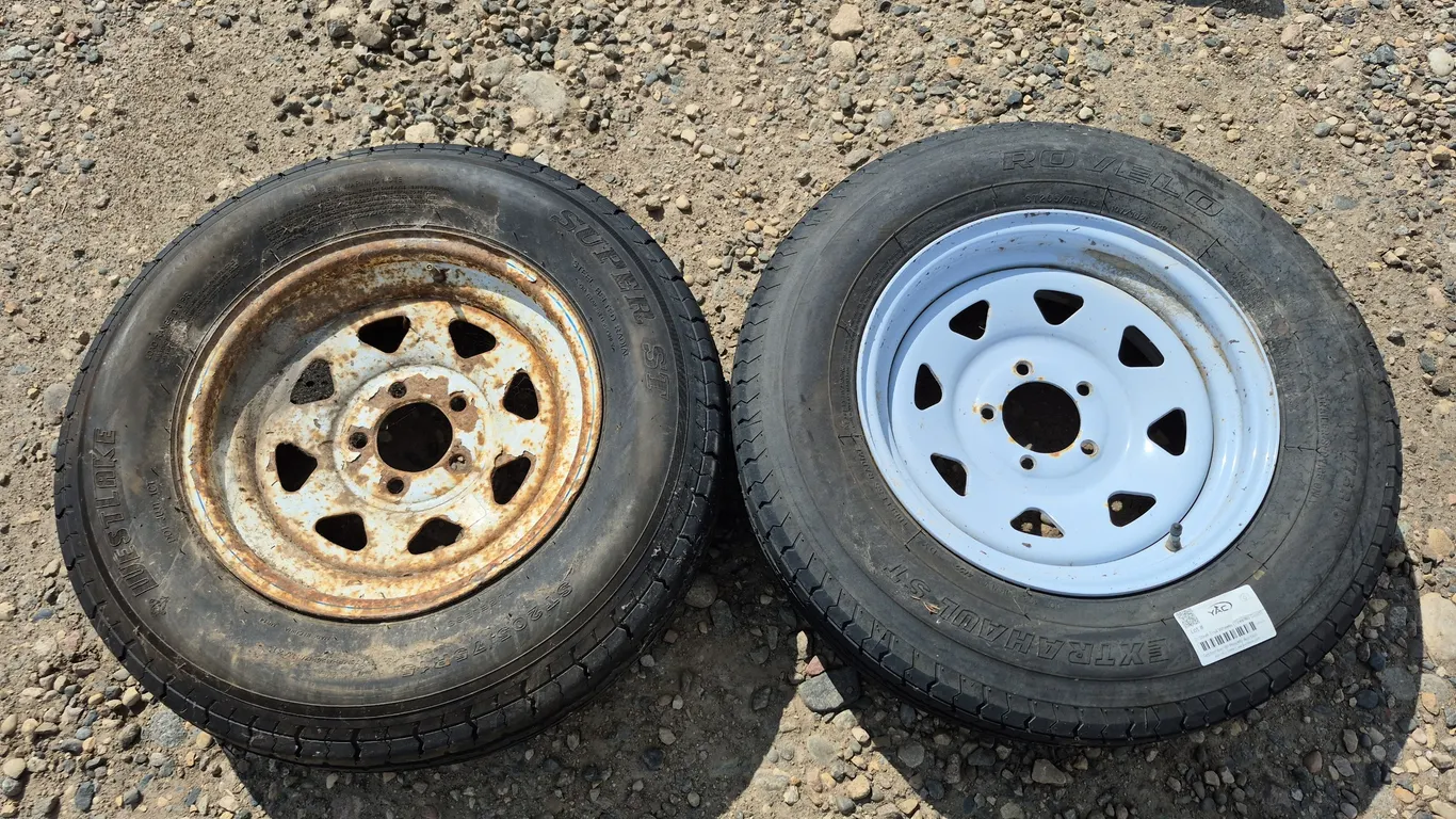 2- Steel Trail Wheels (Tires No Good)