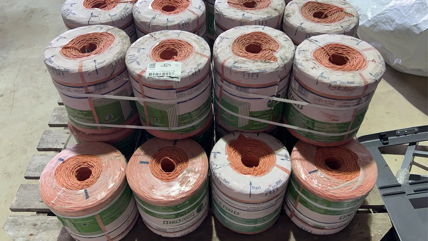 17 - Bales of 9-130 Orange Rolls
