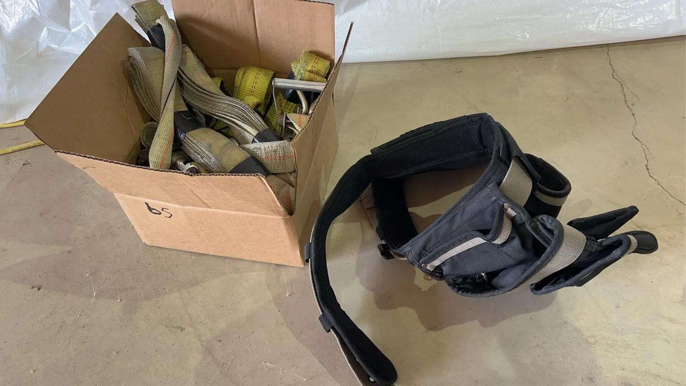 Ratchet Straps & Carpenters Belt
