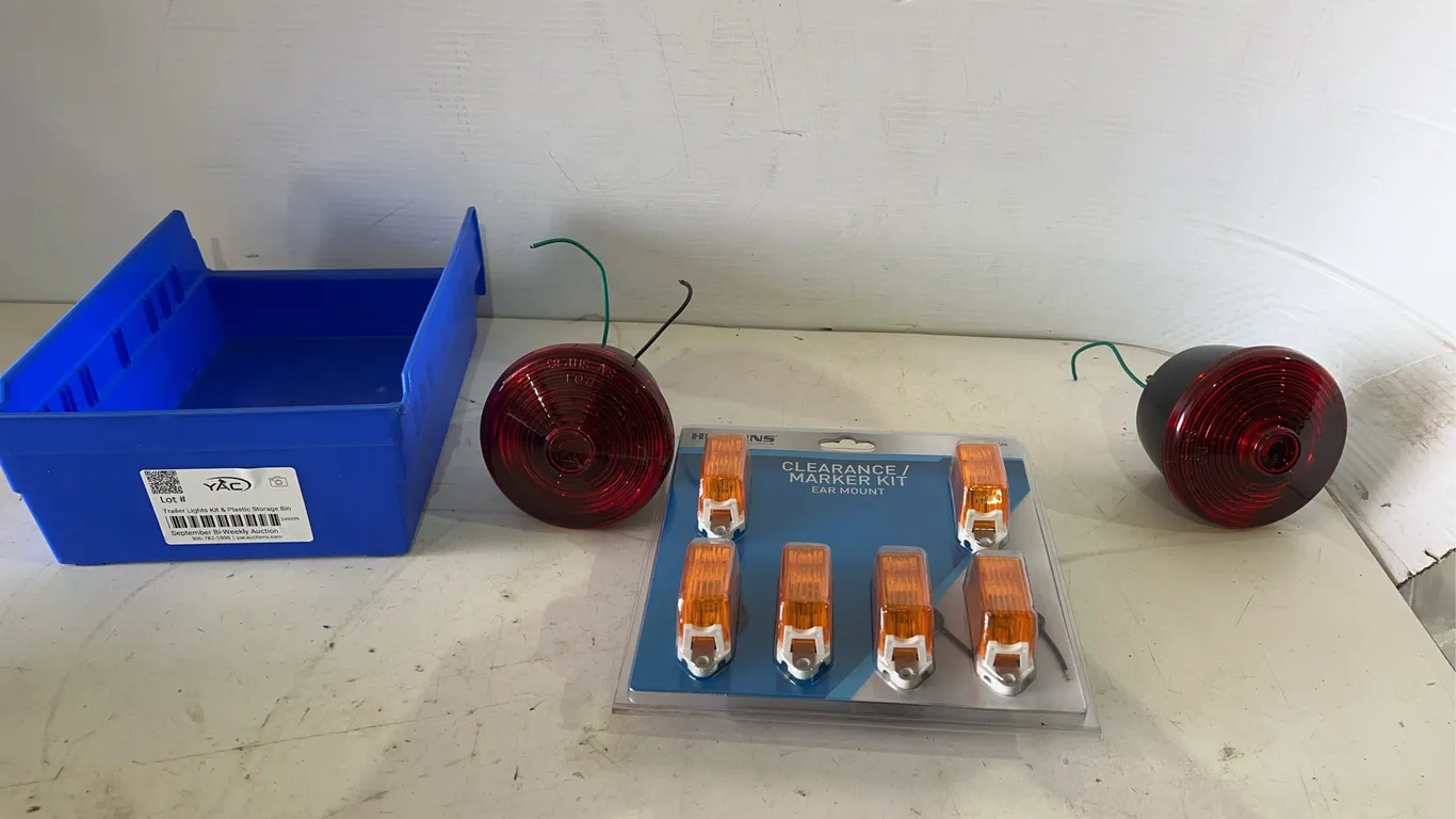 Trailer Lights Kit & Plastic Storage Bin