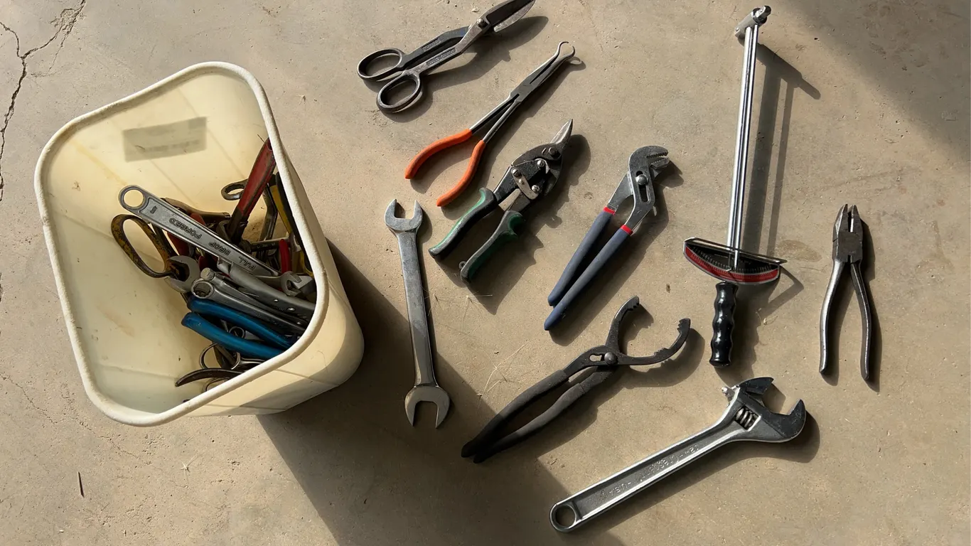 Wrenches & Pliers