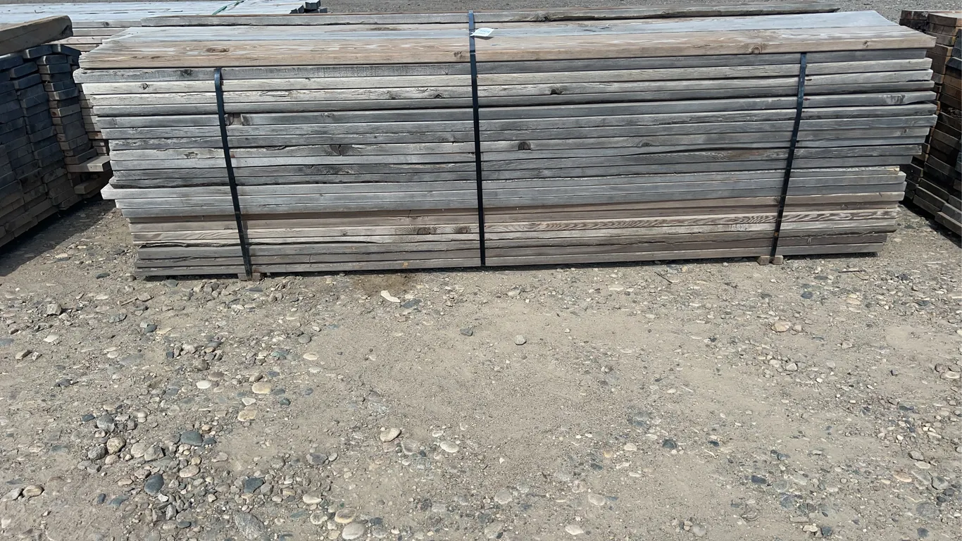 Lift Of Spruce Planks - 2 x 10 x 10'