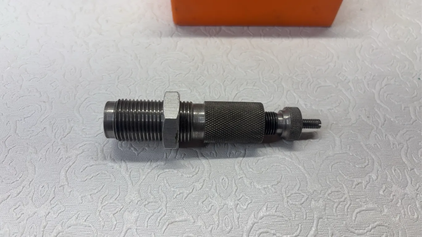 LYMAN .22-.250 RELOADING DIE