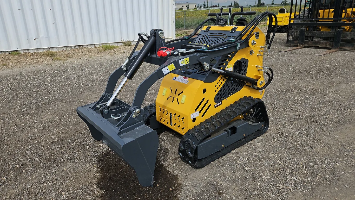 Unused 2025 SDLanch SDLL60 Tracked Mini Skid Steer