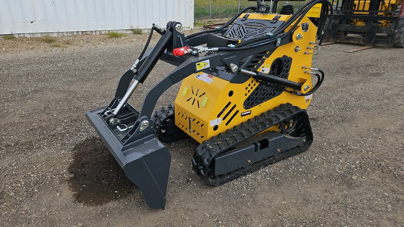Unused 2025 SDLanch SDLL60 Tracked Mini Skid Steer