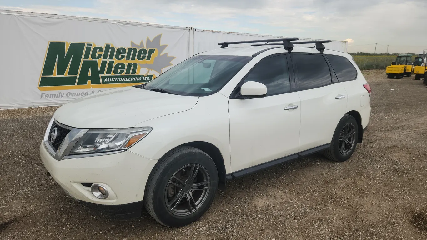 2015 Nissan Pathfinder 4x4 S 4dr SUV