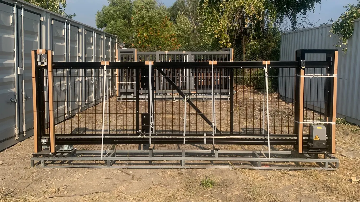 16FT Electric Cantilever Gate XPF16WG~New!
