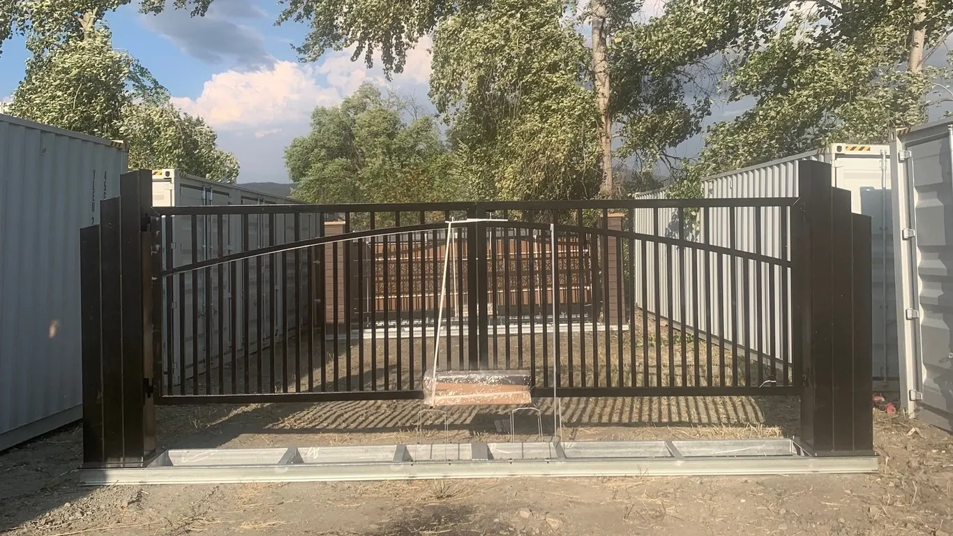 20FT Electric Gate with Remote Control DG17X-PYF-DZ~New!