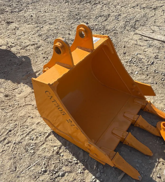 NewGIYI GY-BK 24 in Digging Excavator Bucket - Fits CAT 305~New!