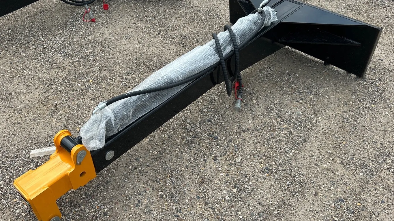 GIYI Skid Steer Telescopic Boom GY-TBL47(Long cylinder) ~New!