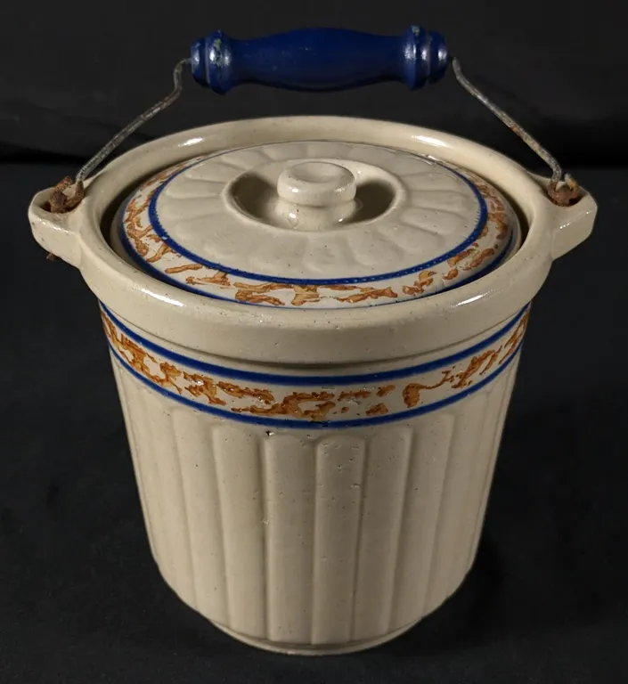 RED WING STONEWARE SPONGEBAND GREYLINE 3# BAIL HANDLED BUTTER CROCK