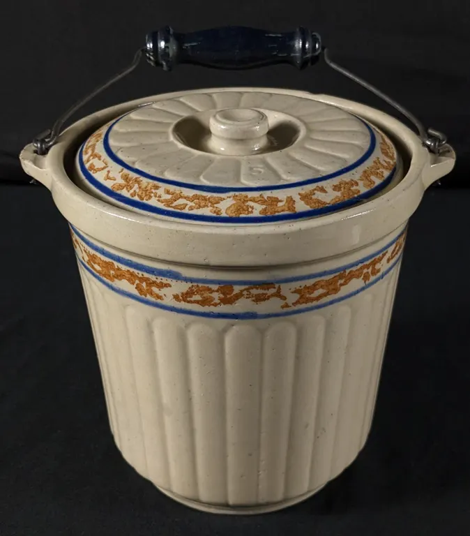 RED WING STONEWARE SPONGEBAND GREYLINE 5# BAIL HANDLE BUTTER CROCK