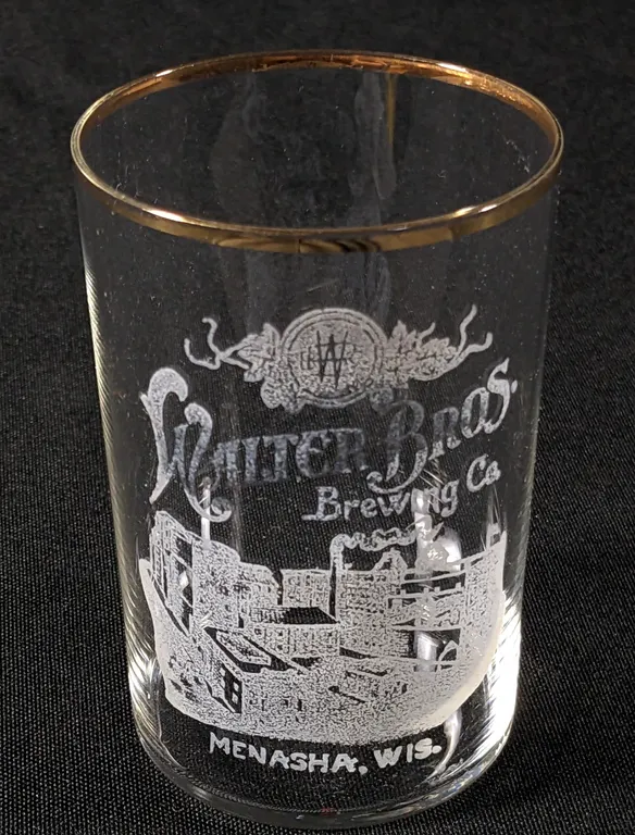 PRE PROHIBITION WALTER BROS BREWING CO MENASHA WISCONSIN ETCHED BEER DRINKING GLASS