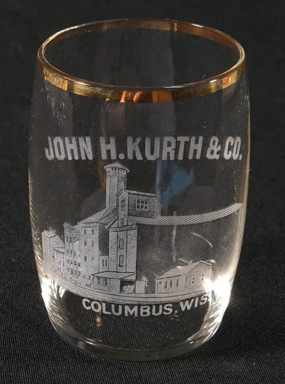 PRE PROHIBITION JOHN H. KURTH & CO. COLUMBUS WISCONSIN FACTORY SCENE ETCHED BEER DRINKING GLASS