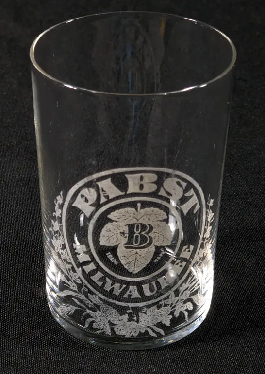 PRE PROHIBITION PABST BREWING MILWAUKEE WISCONSIN ETCHED BEER DRINKING GLASS