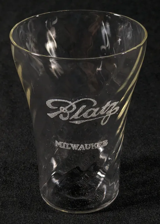 PRE PROHIBITION BLATZ BEER MILWAUKEE WISCONSIN DRINKING GLASS