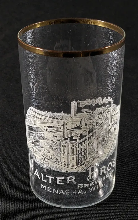 PRE PROHIBITION WALTER BROS BREWING CO MENASHA WISCONSIN ETCHED BEER DRINKING GLASS