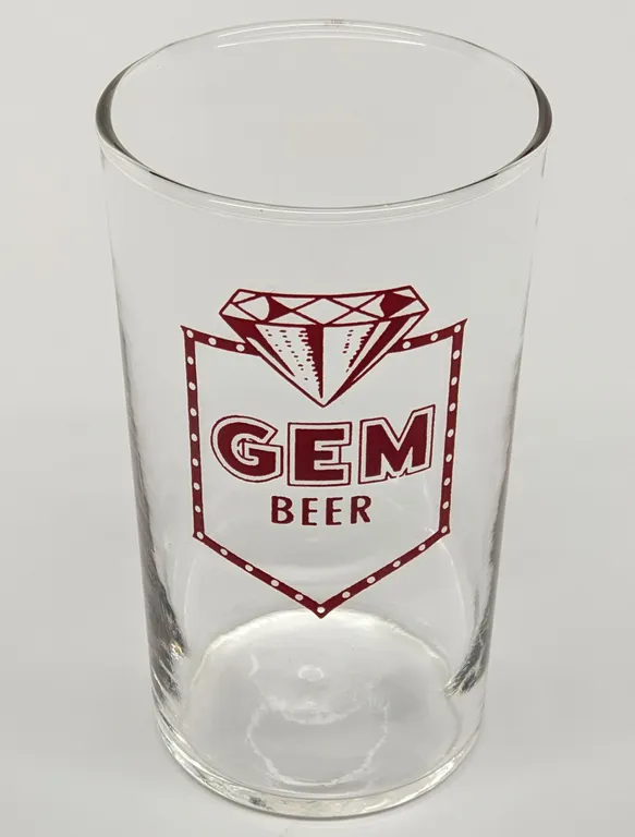 GEM PILSNER BEER MENASHA WISCONSIN BEER DRINKING GLASS