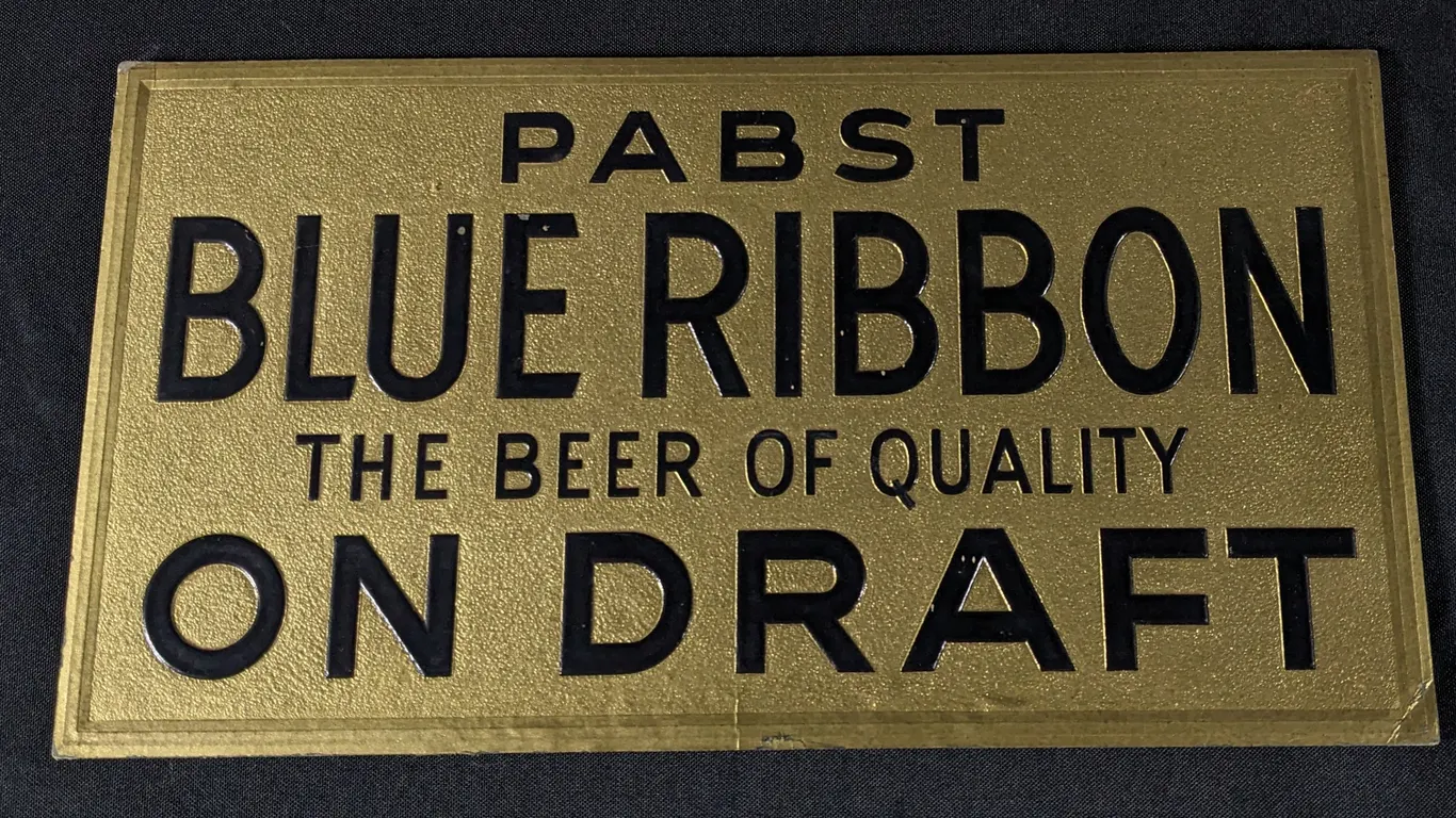 CARDSTOCK SIGN PABST BLUE RIBBON ON DRAFT THE BEER OF QUALITY MILWAUKEE WISCONSIN