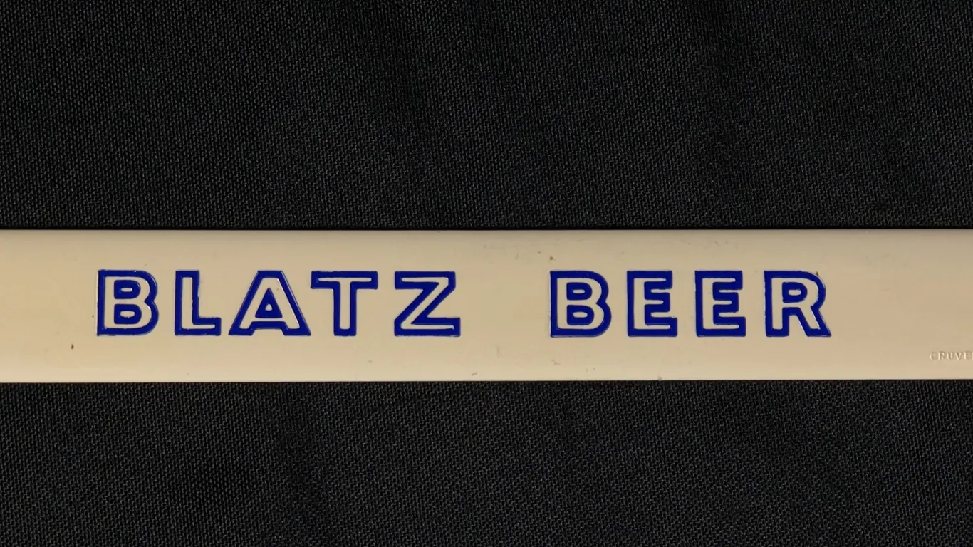BLATZ BEER FOAM SCRAPER
