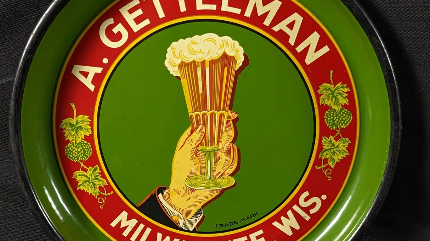 VARIATION #1 GETTELMAN BEER TRAY MILWAUKEE WISCONSIN