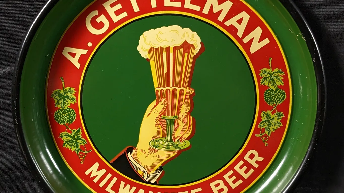 VARIATION #2 GETTELMAN BEER TRAY MILWAUKEE WISCONSIN
